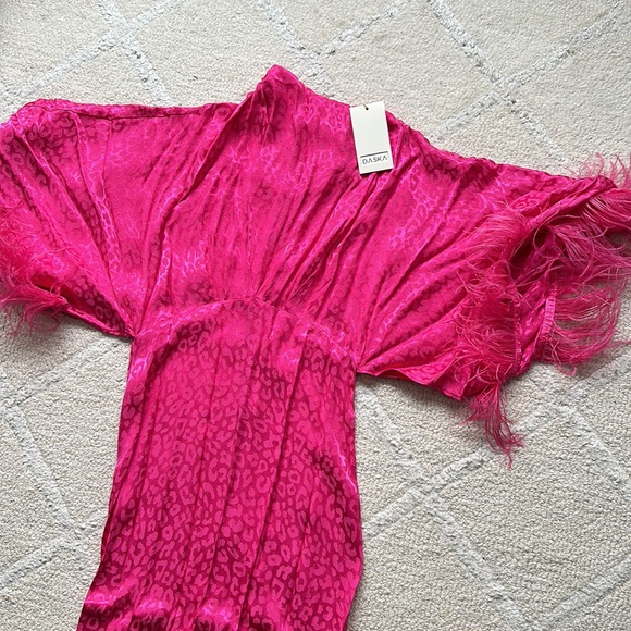 Long satin dress - Picture 2 of 3